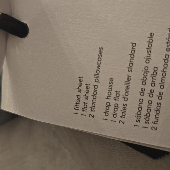 West Elm Washed 100% Organic Cotton Full Off White Sheet Set, Retail $129.00US - Picture 8 of 12